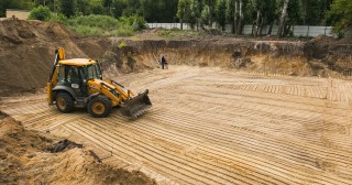 Разработка котлована Югорск, цена от 314 руб./м3.